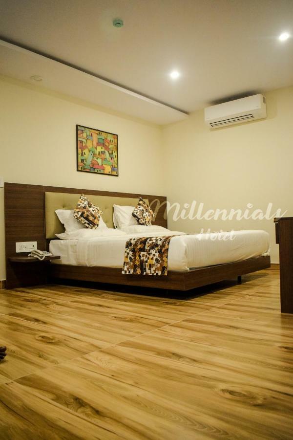 Millennials Hotel Anekal Buitenkant foto
