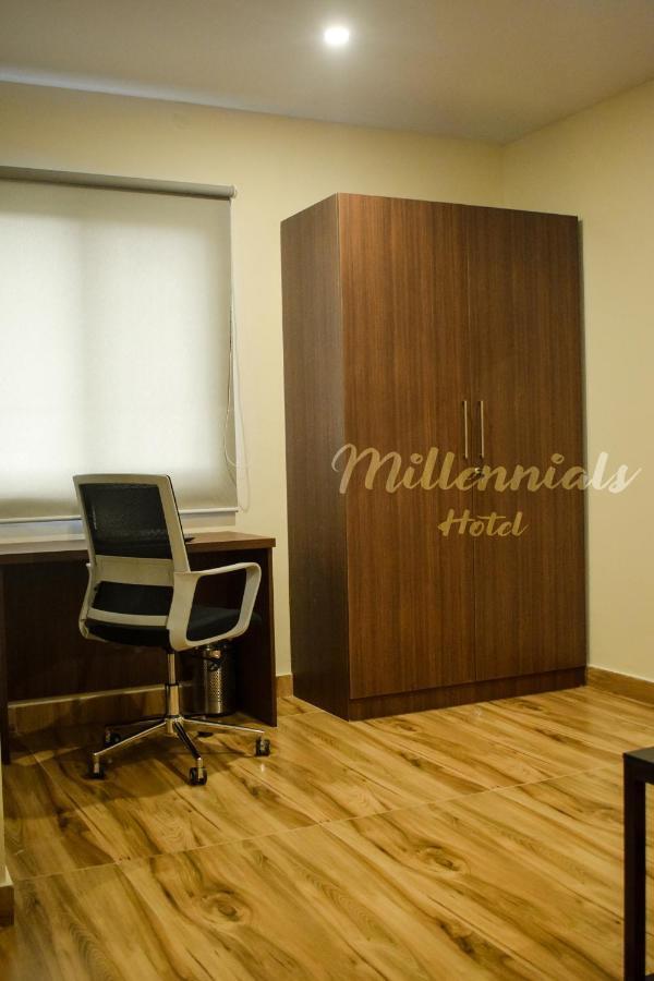 Millennials Hotel Bangalore Buitenkant foto